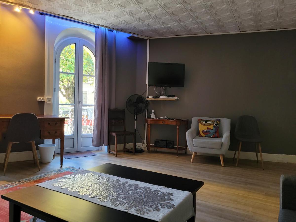 Bel Appartement Bagneres De Luchon Centre Exterior photo